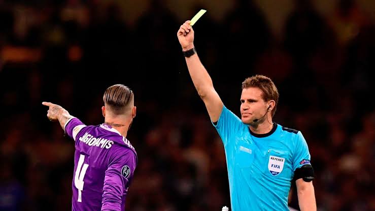 Football Booking Points Explained with Card and Timing Rules